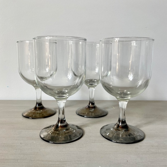 Retro Clear 8-ounce Goblets with Dark Iridescent Foot - Set of 4 - Picture 3 of 7